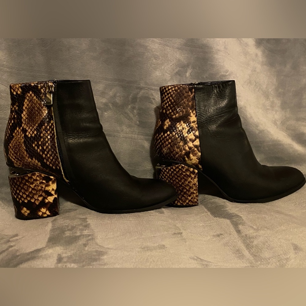 Alexander Wang Gabi Low Boot Size 6.5